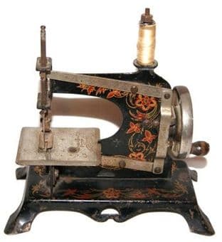 #73 Casige 5 Toy Sewing Machine
