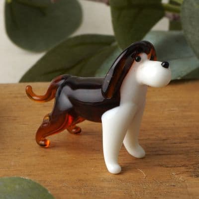 Beagle Glass Figurine