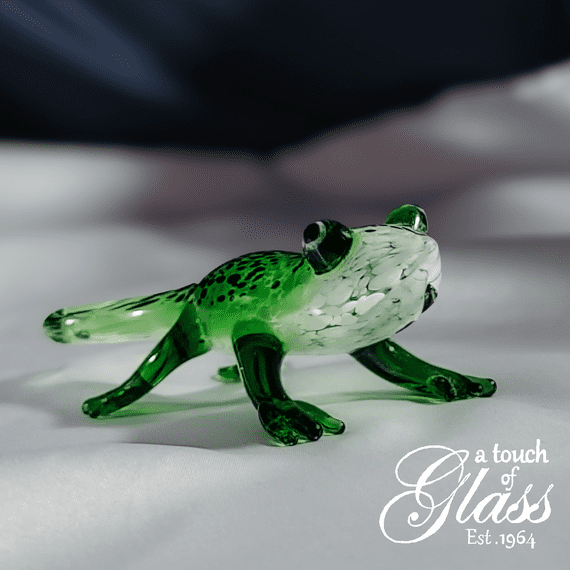 Lizard Green Glass Figurine