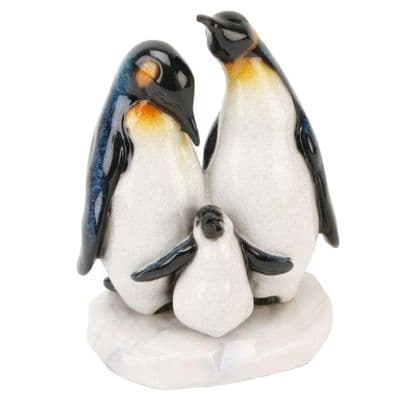 Penguin Family Figurine Naturecraft