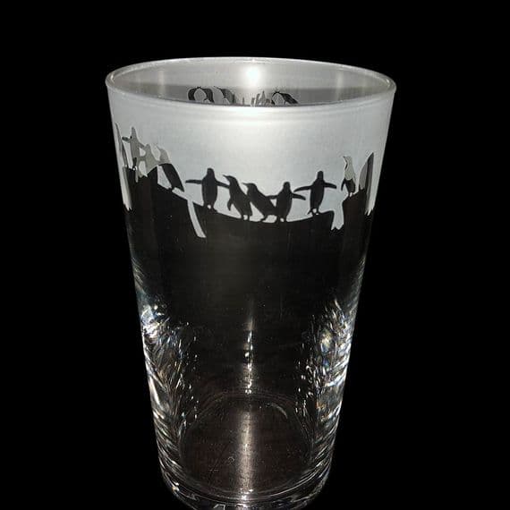 Penguin Theme Pint Glass 57cl