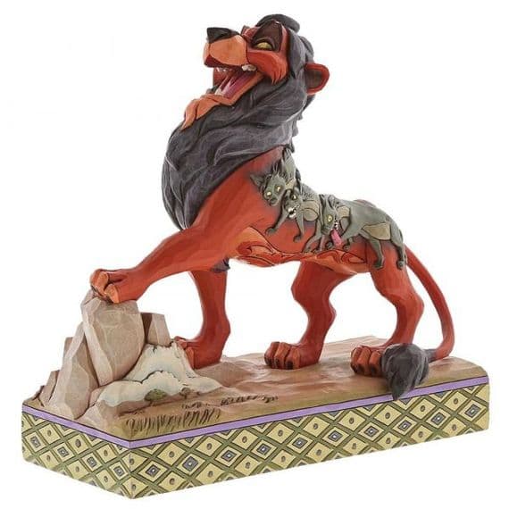 Preening Predator (Scar Figurine)