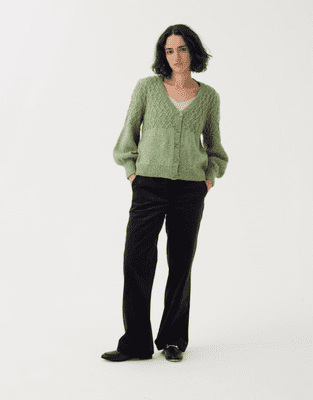 10786 DIAMOND CABLE CARDIGAN - Sirdar Knitting Pattern Leaflet