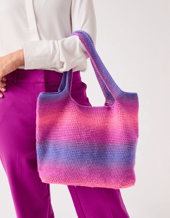 10848 Totally Crochet Tote - Sirdar Pattern Leaflet