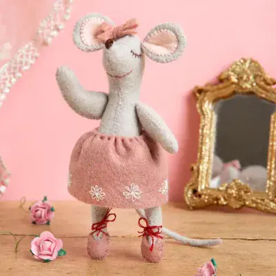 Corinne Lapierre Little Mouse The Ballet Dancer Felt Craft Mini Kit