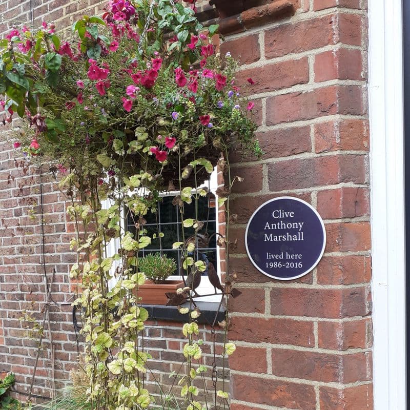 Circular memorial plaque