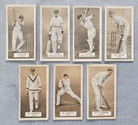 "A Series of 50 Cricketers" Carreras (1934, 7 of 50)