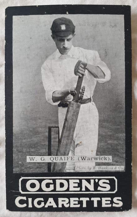 "Cricketers" Ogden's (1902, WG Quaife)
