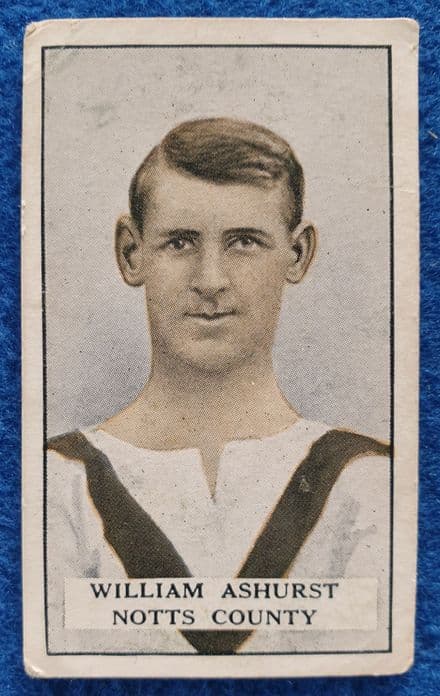 "Famous Footballers", Gallahers (1925, William Ashurst)