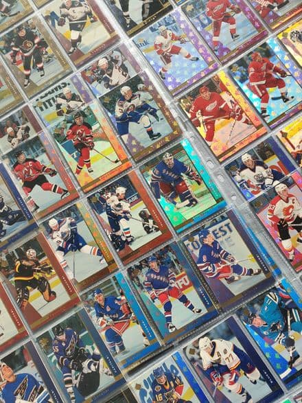 "NHL Hockey Players" by Upper Deck (1997, 82 cards)