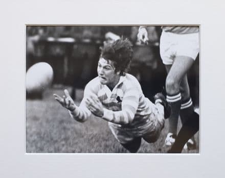 Alan Lewis "Dive Pass" (Cambridge University) Press Photo