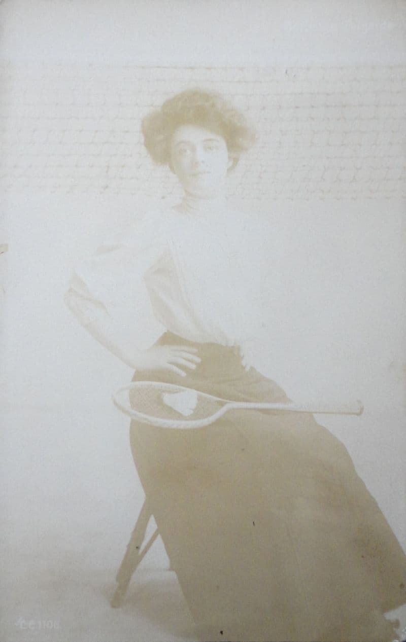 Badminton Lady Post Card (Postally used)