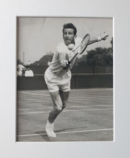 Bob Carmichael Press Photo
