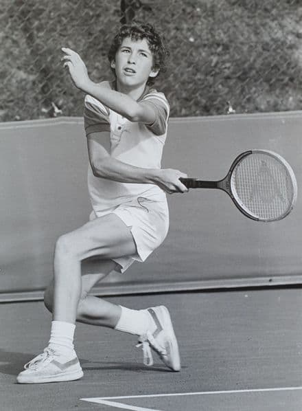 Danny Sapsford Press Photo "Criss Cross"