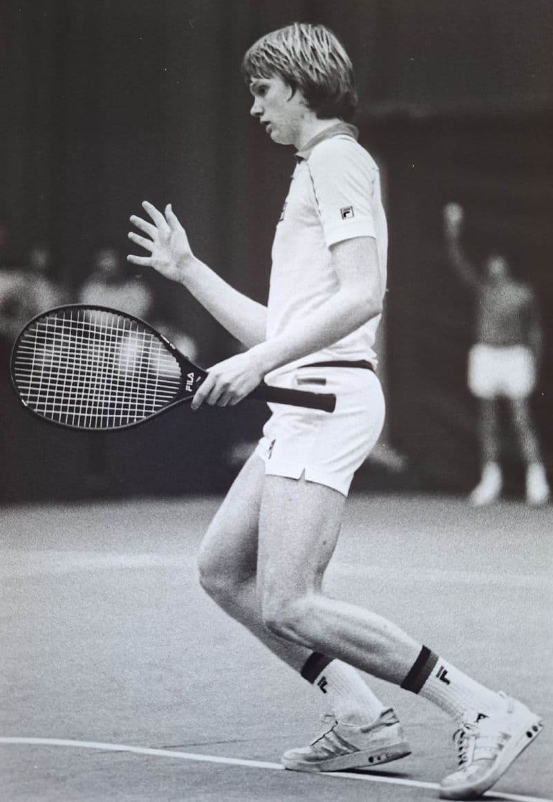Eric Jelen Press Photo