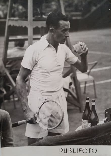 Eric Sturgess Press Photo (1949)