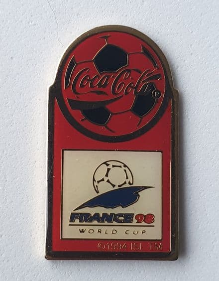 France 98 Football Coca Cola Pin Badge (Gold)