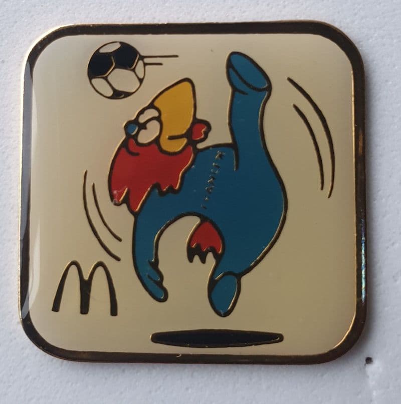 France 98 Footix McDonalds Bicycle Kick Pin Badge