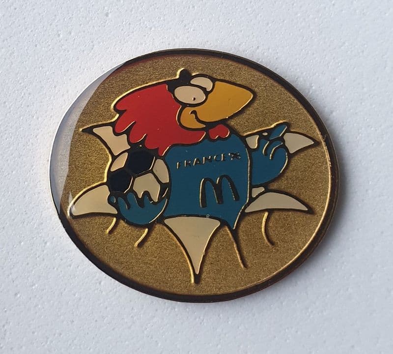 France 98 Footix McDonalds Oval Pin Badge