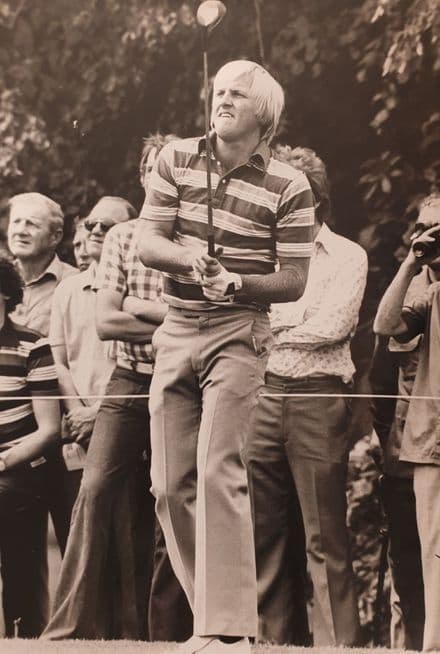 Greg Norman Black and White Press Photo