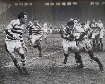 Huddersfield v Wigan "Strong with the Ball", Press Photo