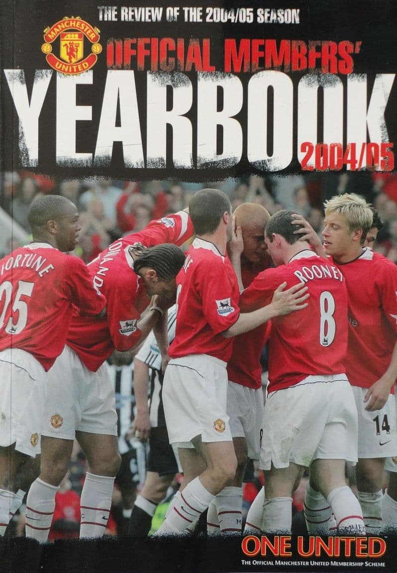 Manchester United Official Members' Yearbook 2004/05