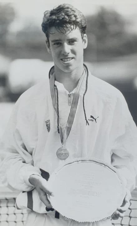 Paul Robinson Press Photo (Eastbourne, 1989) "Winner"