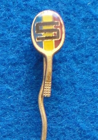 Romanian Tennis Stick Pin