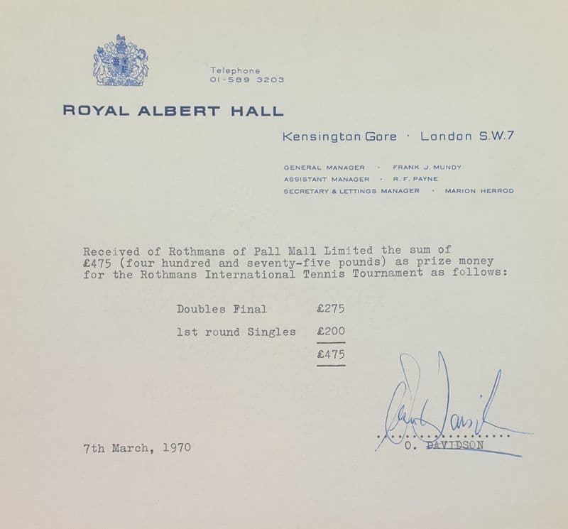 Rothmans International Owen Davidson Signature (1970, Mar)