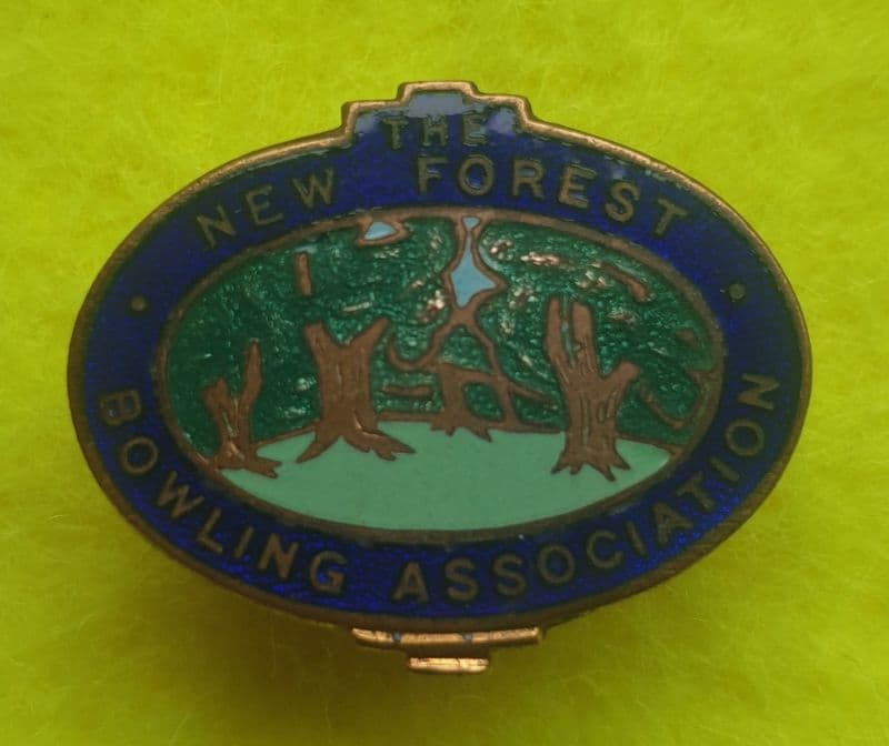 The New Forest Bowling Association (Toye, Kenning & Spencer) Enamel Pin Badge
