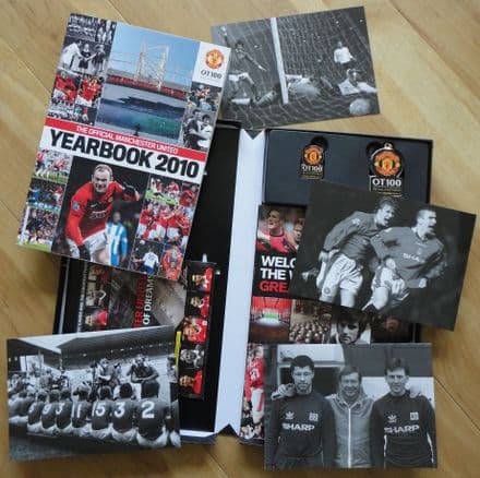 The Official Manchester United Yearbook 2010 (Plus Members Pack)