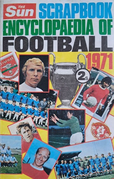 The Sun Scrapbook Encyclopaedia of Football (1971) Empty