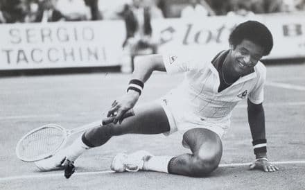 Yannick Noah Press Photo "Grounded"