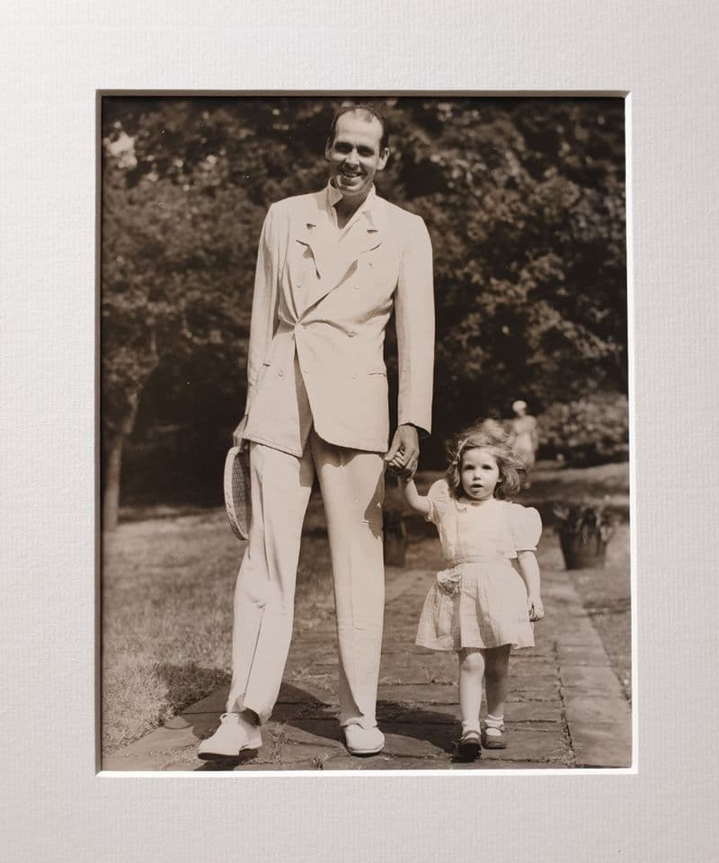 Yvon Petra Press Photo (1946, Jul 8th)