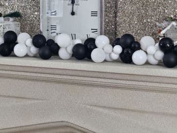 1.8m / 2.7m Black & White Mixed Bauble Christmas Garland