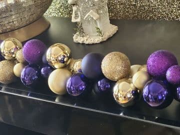 1.8m / 2.7m Purple & Champagne Mixed Bauble Christmas Garland