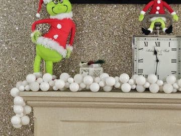 1.8m / 2.7m White Mixed Bauble Christmas Garland