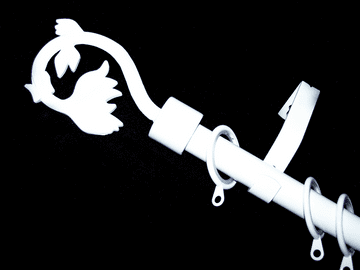 16/19mm Gloss White Extendable Pole with Glider Rings & Swirl Leaf Finials 1.2m - 2.1m