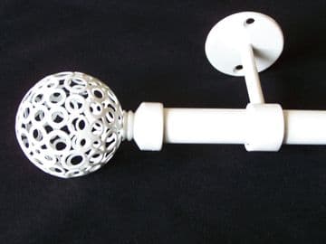 19mm Gloss White Ceiling Eyelet Curtain Pole Circle Ball Finials