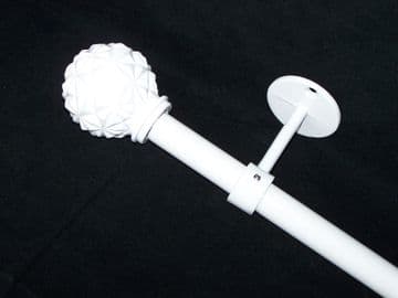 19mm White Ceiling Eyelet Curtain Pole Abstract Ball Finials