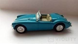 Corgi MGA 1600 Metal Wheel Hubs