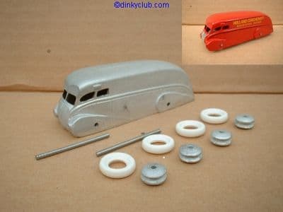 DINKY TOYS COPY MODEL 31 HOLLAND COACHCRAFT [ IN KIT FORM ]