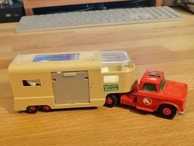 MATCHBOX LARGE SCALE TOY PARTS K18a Artic horsebox ramp
