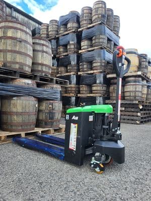A Series 1500kg Electric Pallet Truck