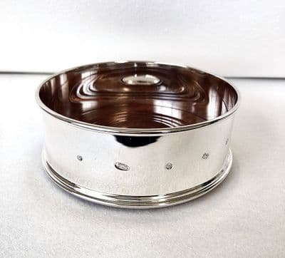 Deep Wall Wine Bottle Coaster