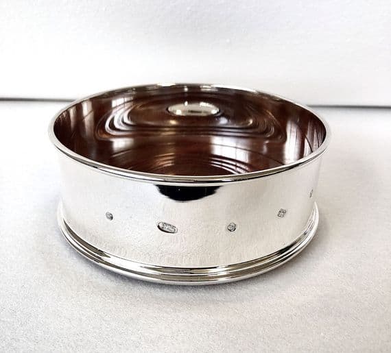 Deep Wall Wine Bottle Coaster