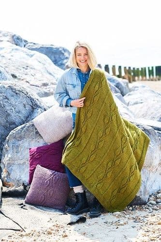 Stylecraft Fusion Chunky Knitting Pattern - Blanket & Cushions 9944