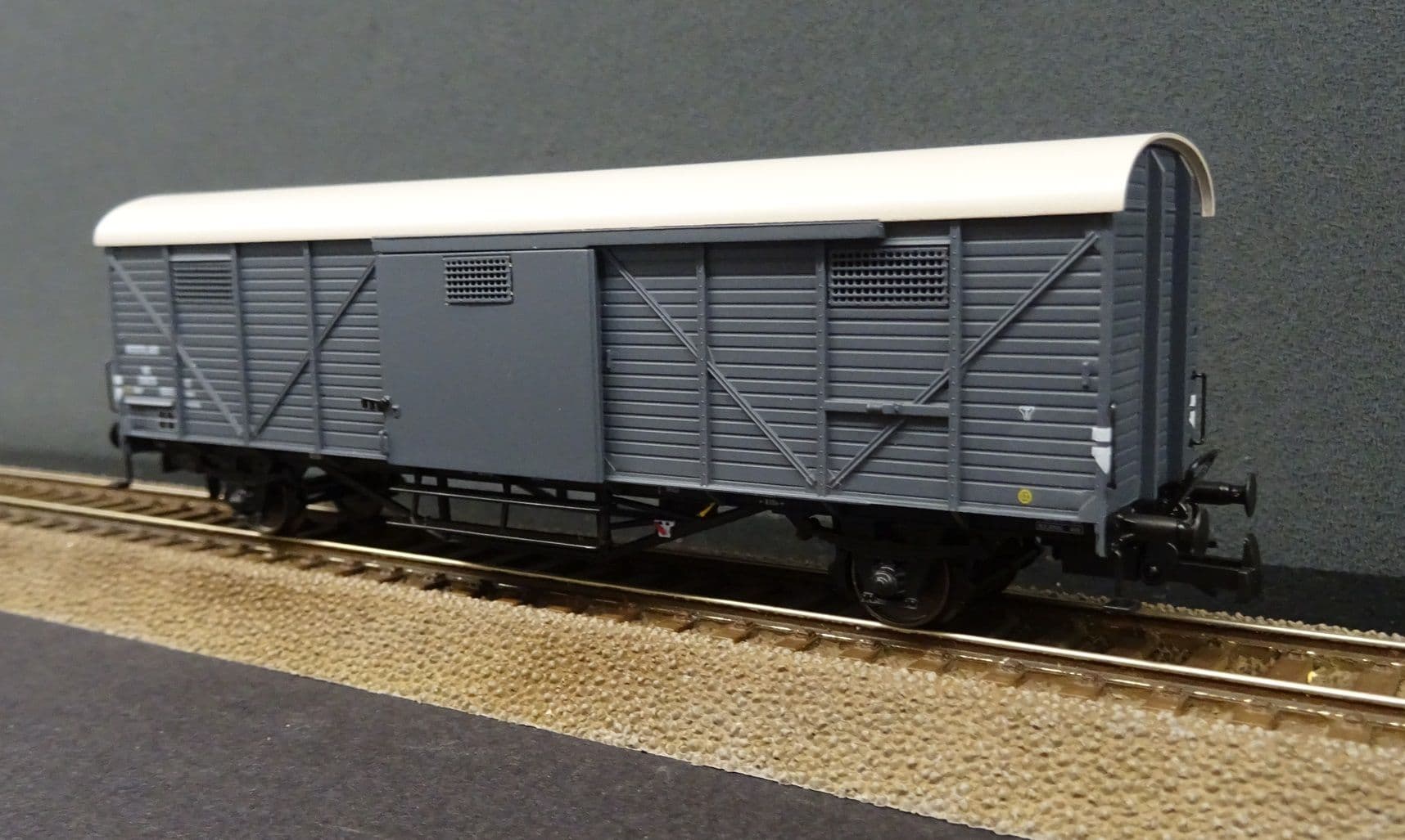 740447_6