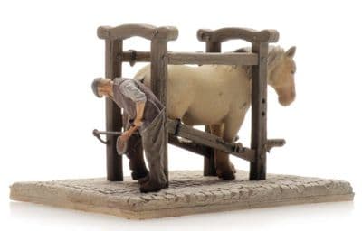 ArtiTec 312022 Shoeing stock. Horse and farrier