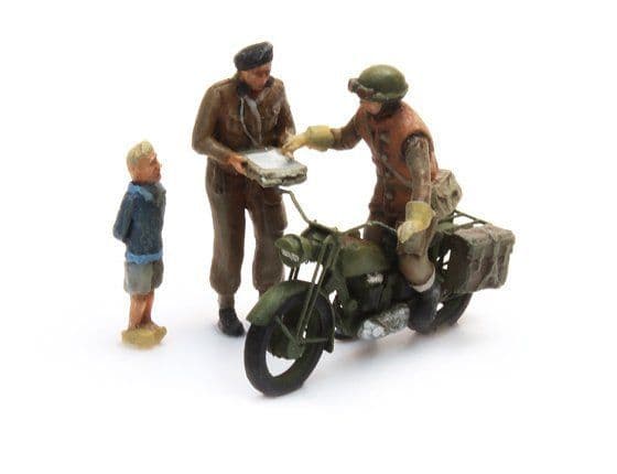 ArtiTec 387131 Dispatch rider on Triumph motorbike